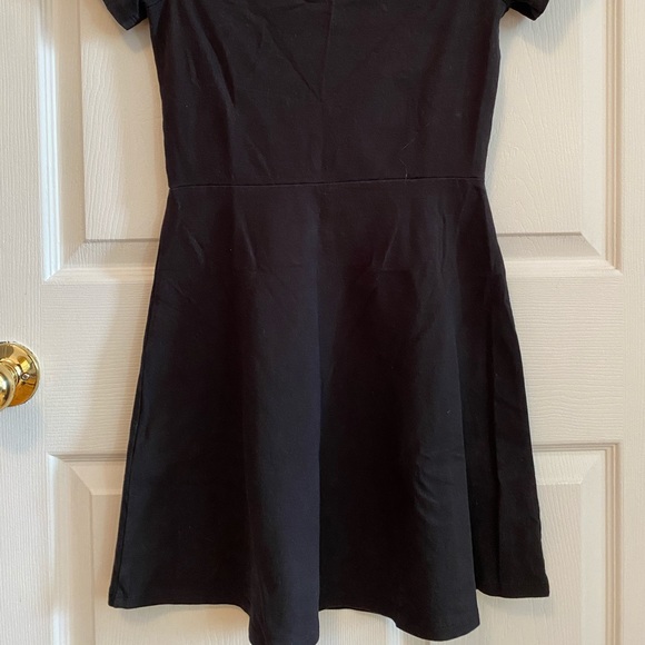 *SOLD* Forever 21 Black Off-the-shoulder Skater Dress - Picture 2 of 3